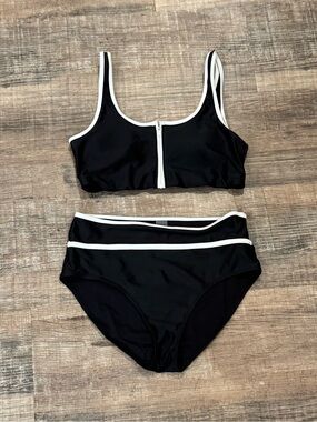 Old Navy Two Piece Bathing Suit Set